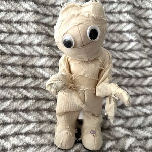 Gemmy Thriller Mummy Singing Halloween Toy Animatronic Decoration Grave Raver